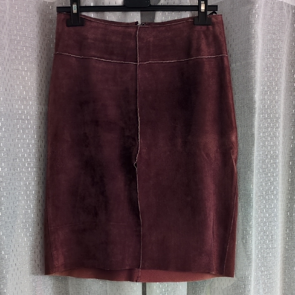bebe Women's Suede Pencil Skirt in Muted Purple